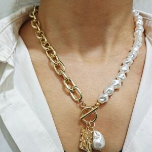 Kmvexo Vintage Baroque Irregular Pearl Lock Chains Necklace Geometric Pendant Love Necklaces For Women Punk Jewelry